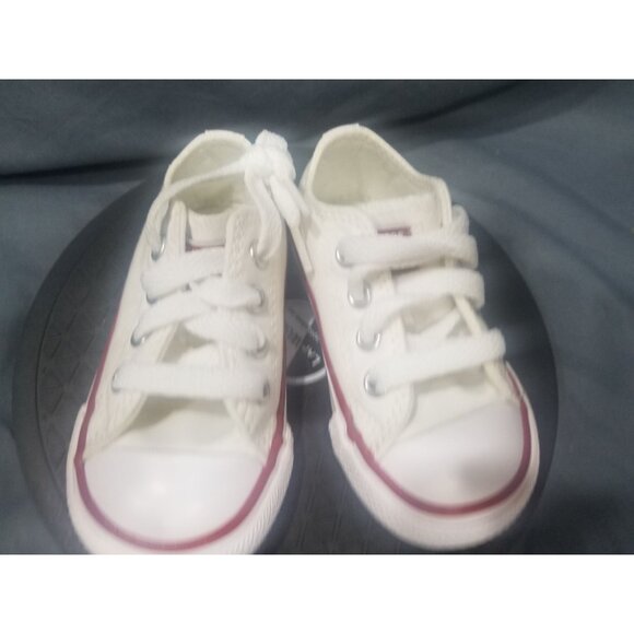 Converse Toddler C/T All Star EVA Ox Sneakers White Red Size 4 NEW NO BOX! - Picture 3 of 9